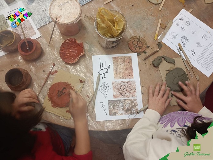Officina Creativa ARTISTI DELLA PREISTORIA: LE INCISIONI E LE PITTURE RUPESTRI